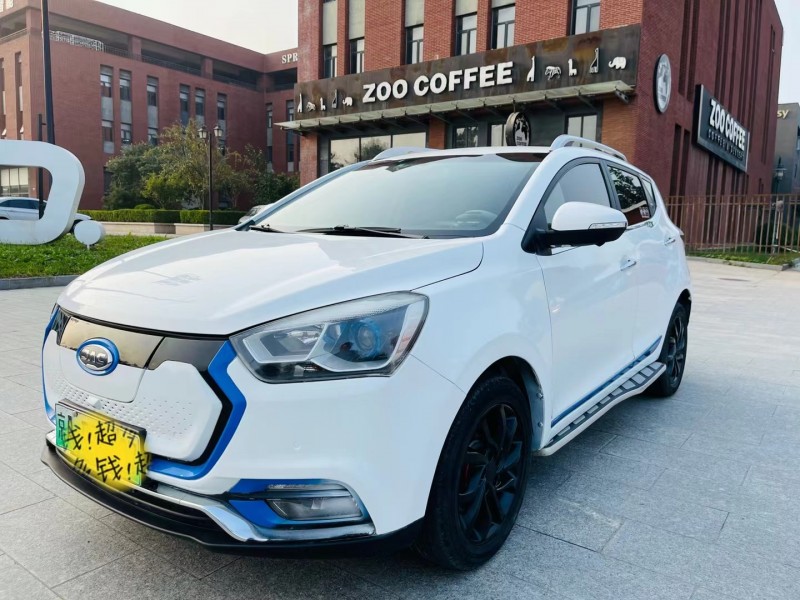 北京18年江淮iEV7S2