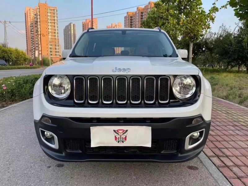 唐山19年Jeep自由俠1