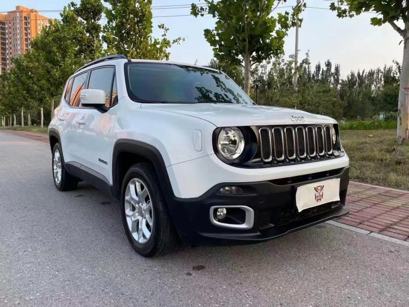 唐山19年Jeep自由俠2