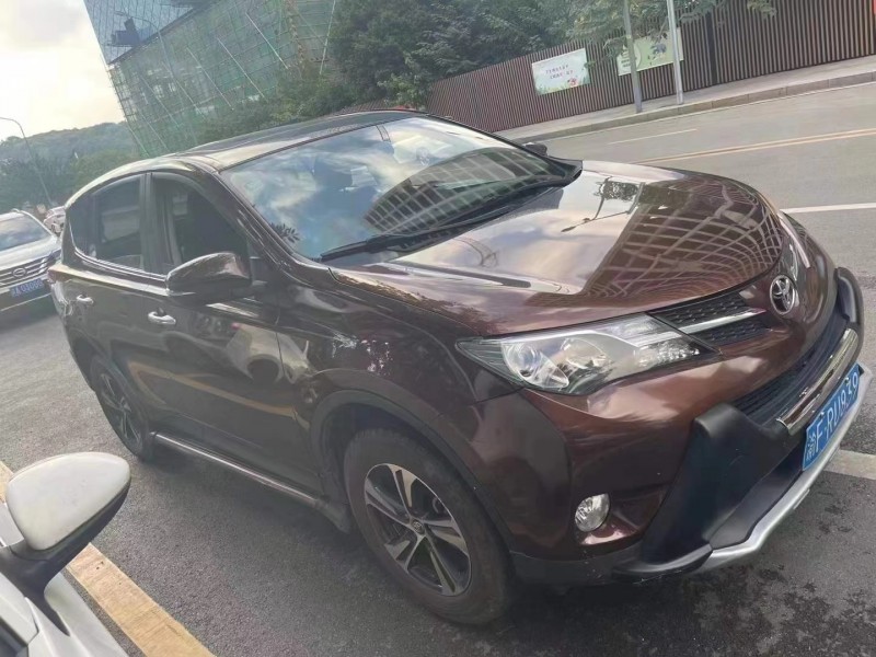 重慶15年豐田RAV4榮放2