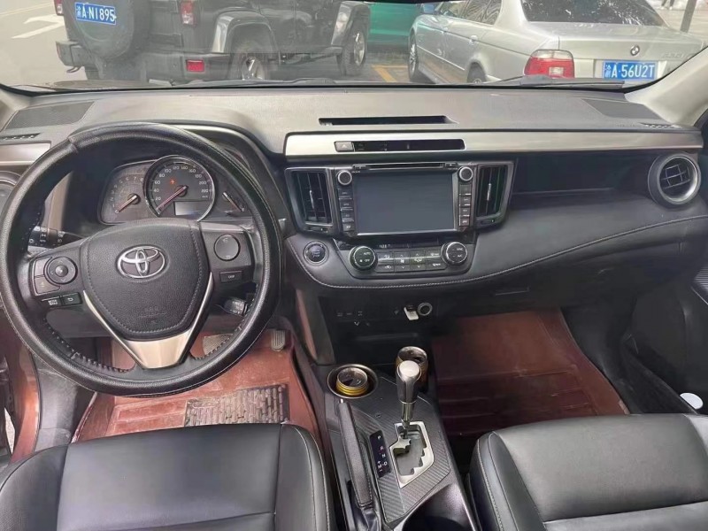 重慶15年豐田RAV4榮放4