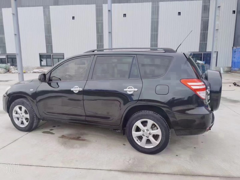 漢中12年豐田RAV4榮放4