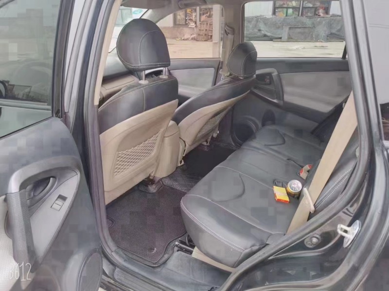 漢中12年豐田RAV4榮放9