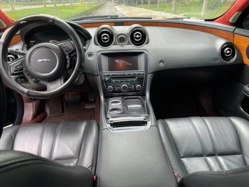 濰坊13年捷豹XJ2