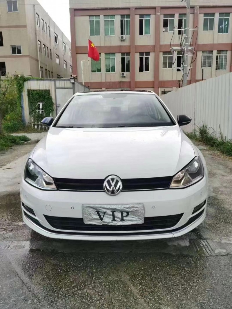 廣州17年大眾高爾夫1