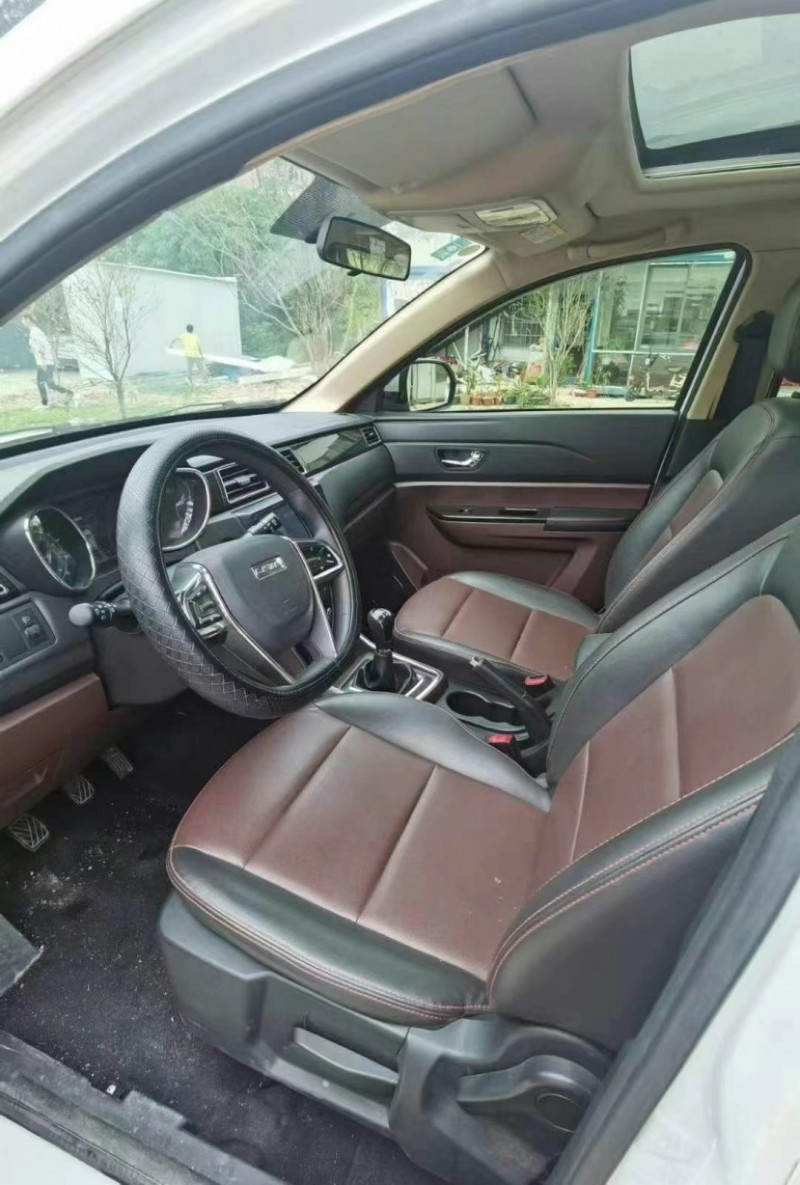 廣州17年力帆汽車邁威4