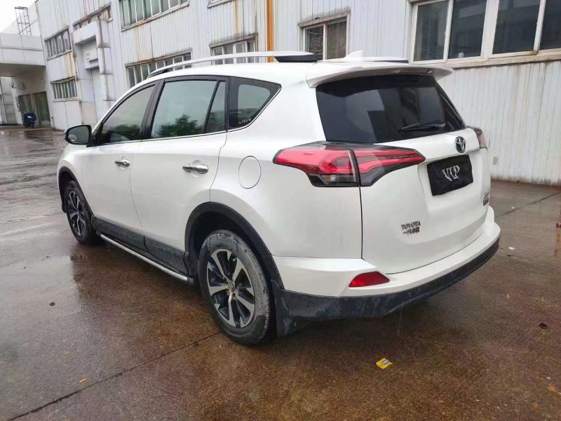 南昌17年豐田RAV4榮放8