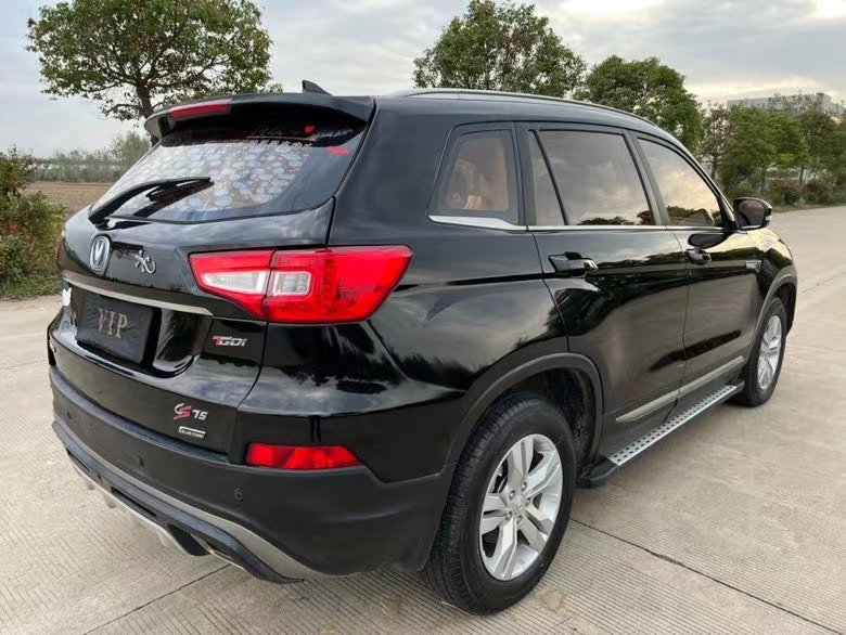 鹽城16年長安汽車CS754