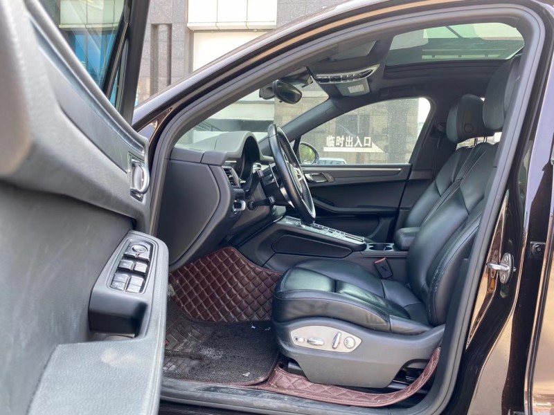 東莞18年保時捷Macan7