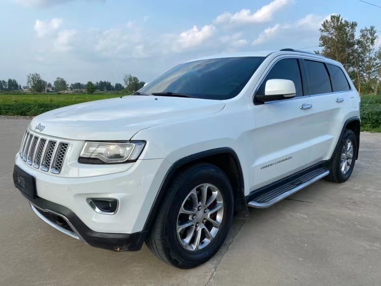 鹽城14年Jeep大切諾基3