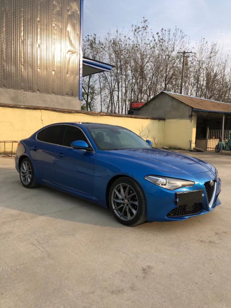 徐州18年阿爾法·羅密歐Giulia3