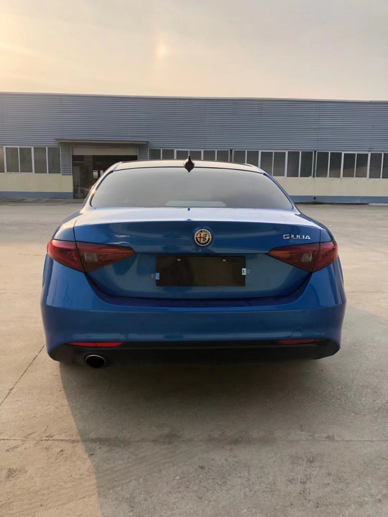 徐州18年阿爾法·羅密歐Giulia9