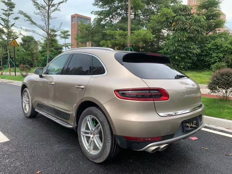 廣州14年保時捷Macan5