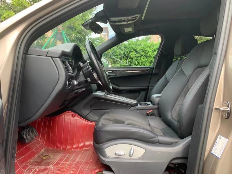 廣州14年保時捷Macan7