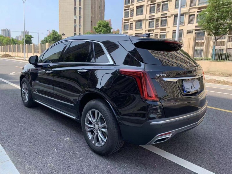 蘇州20年凱迪拉克XT57