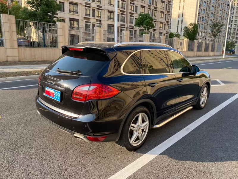 蘇州10年保時捷卡宴8