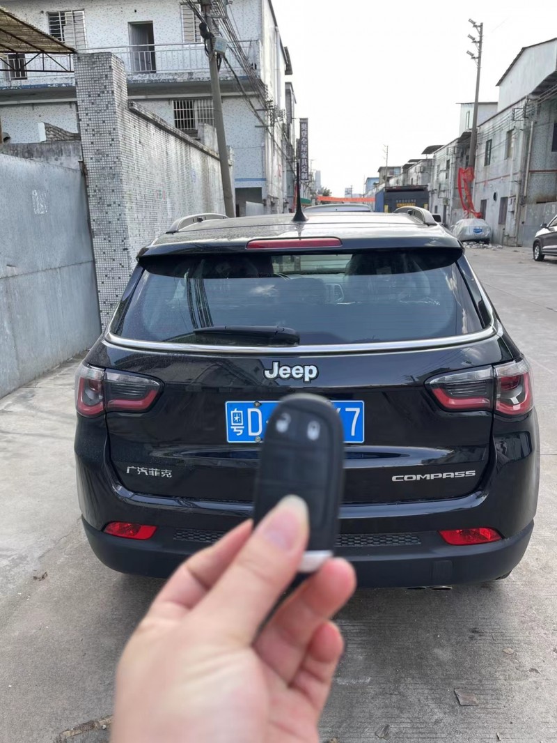 廣州20年Jeep指南者3