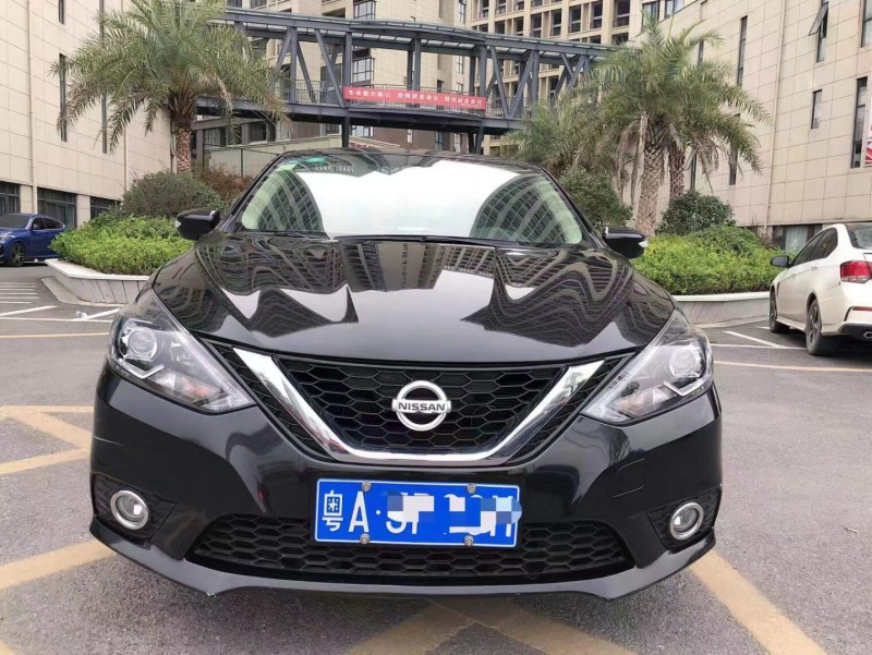 贛州18年日產軒逸1