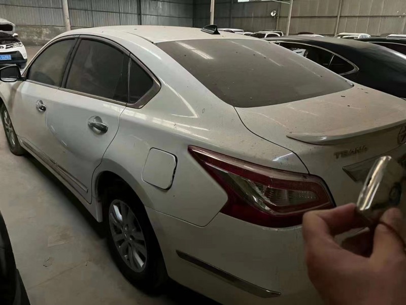 成都16年日產天籟6