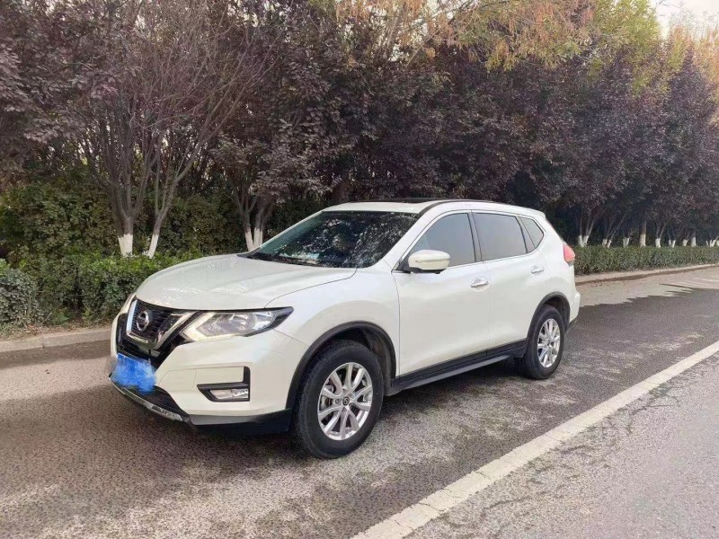 濟南18年日產奇駿2