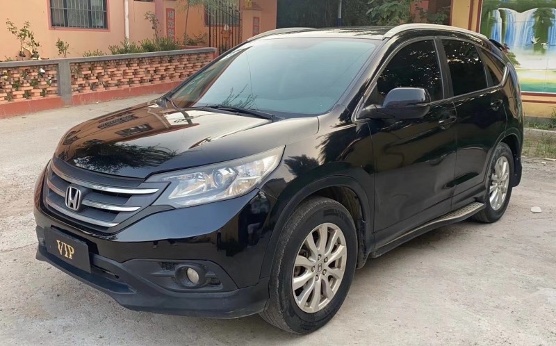 青島13年本田CR-V3