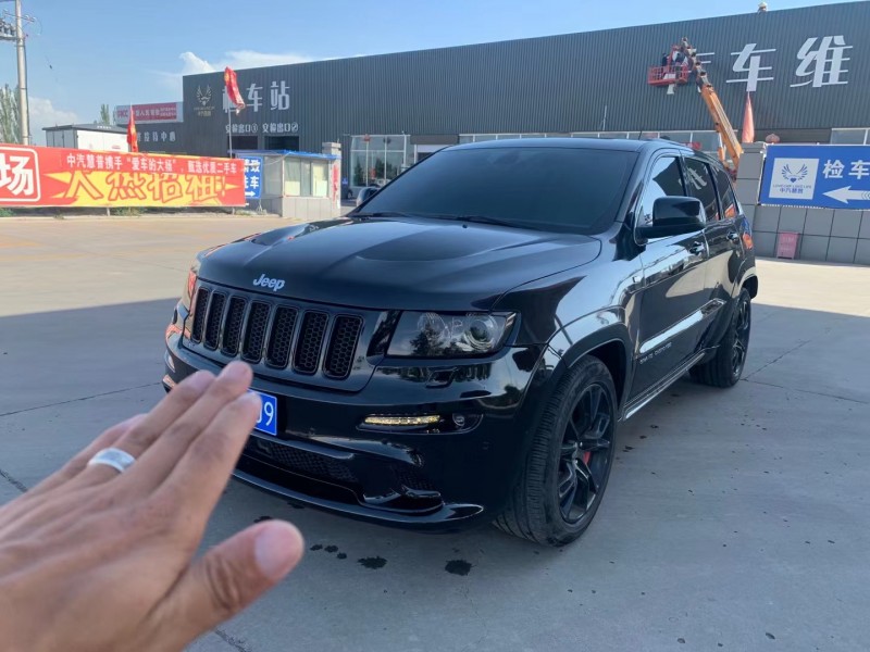 呼和浩特14年Jeep大切諾基2