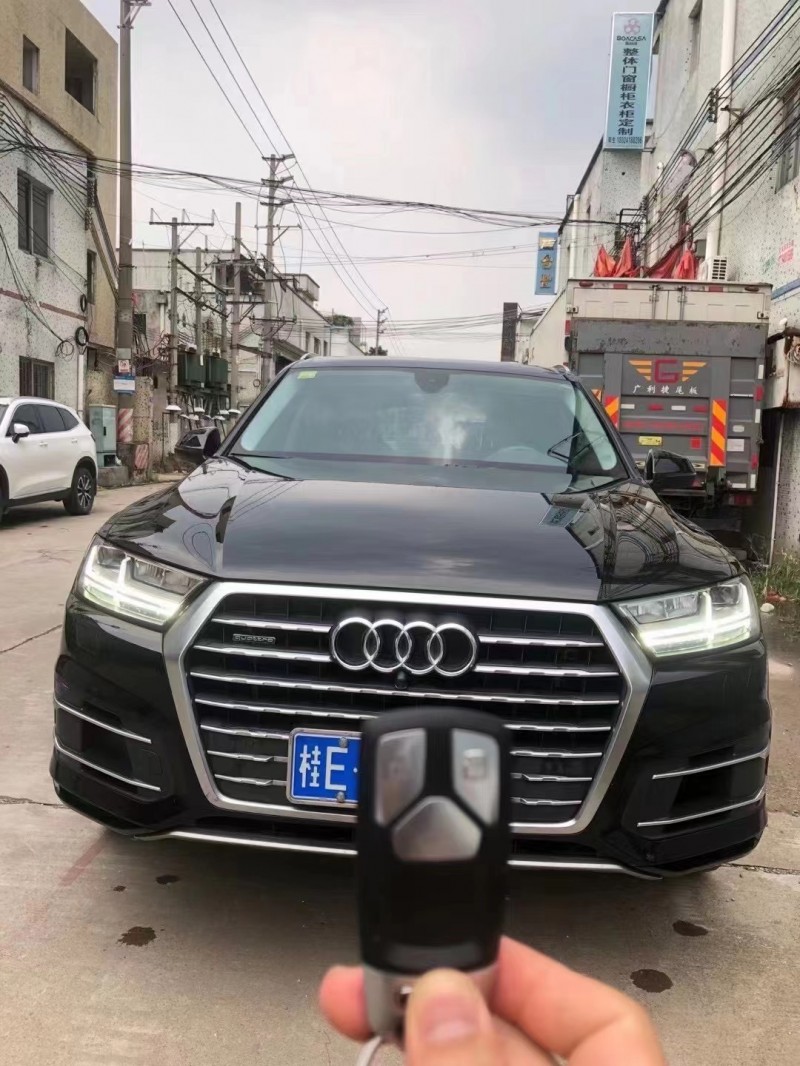 廣州19年奧迪Q73