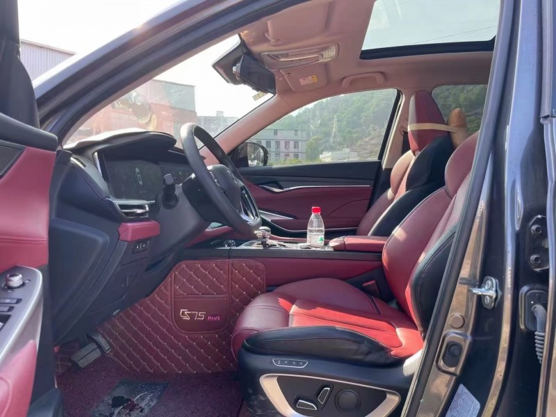 岳陽20年長安汽車CS753