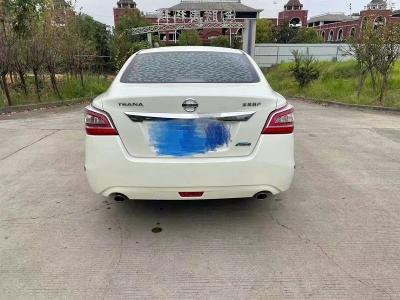 宜昌16年日產天籟9