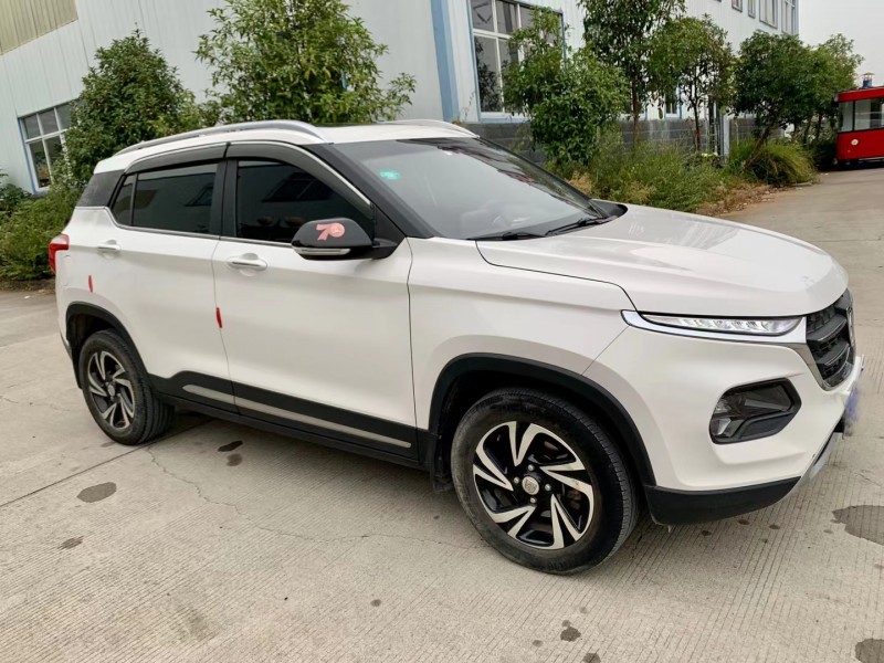 宜昌18年寶駿5103