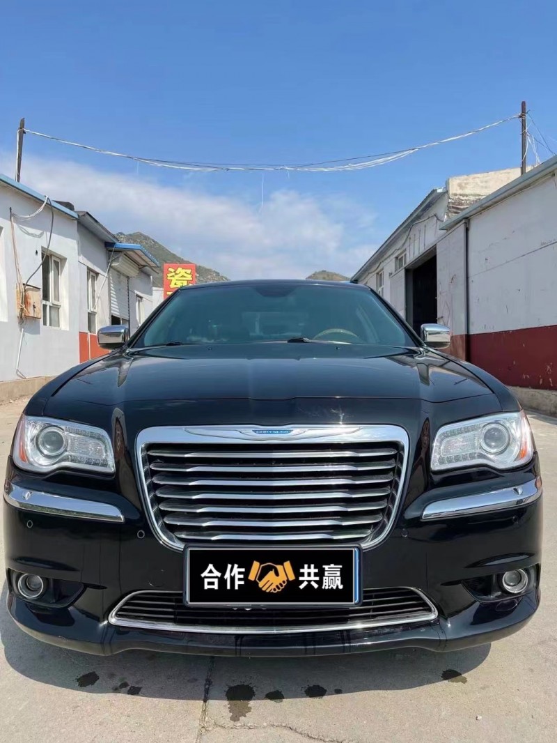 滄州14年克萊斯勒300C1
