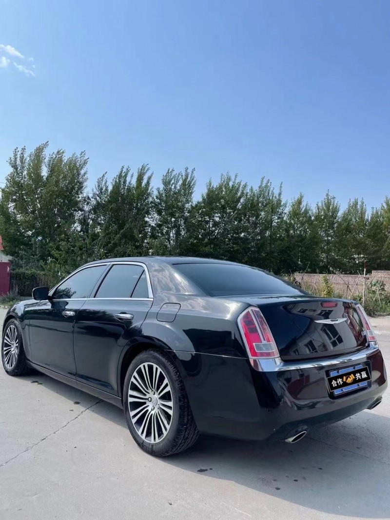滄州14年克萊斯勒300C3