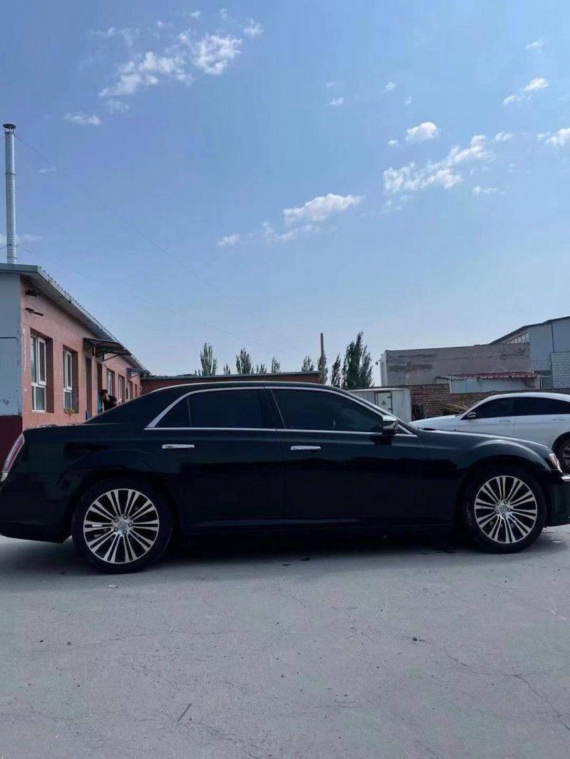 滄州14年克萊斯勒300C7