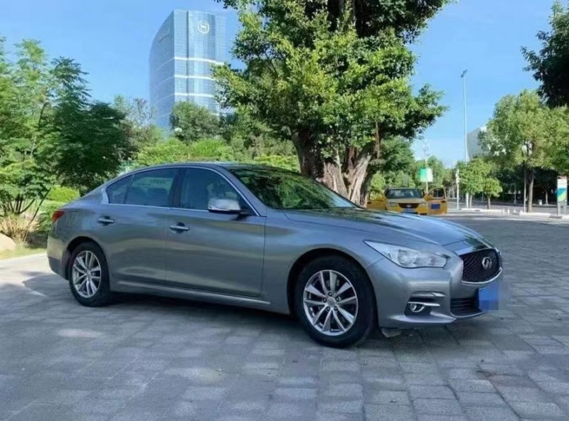 廈門15年英菲尼迪Q50L3