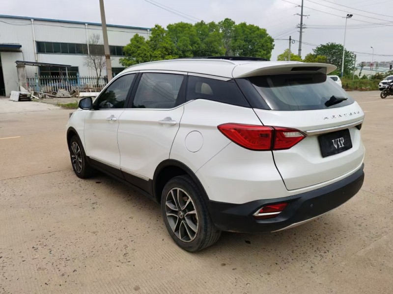 婁底17年漢騰汽車X56