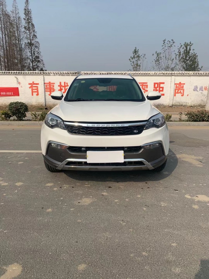 徐州16年獵豹汽車CS101