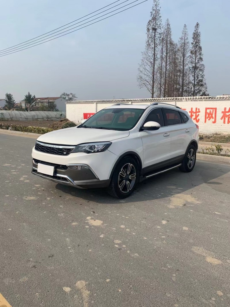 徐州16年獵豹汽車CS102