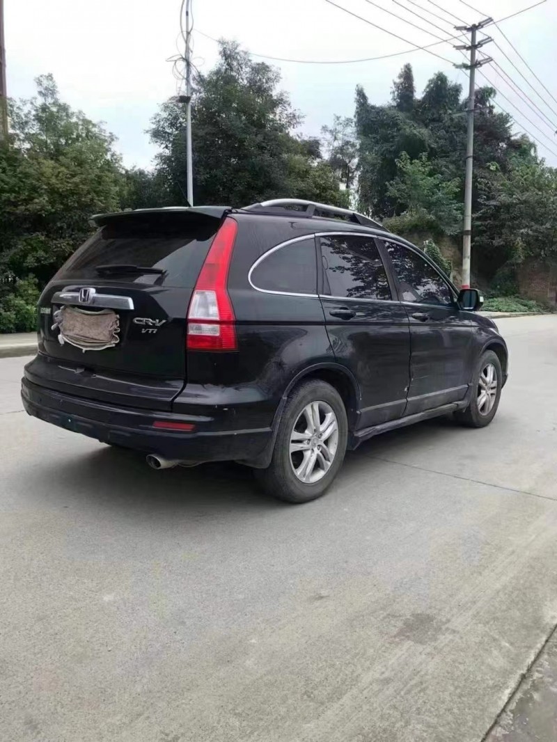 成都11年本田CR-V7