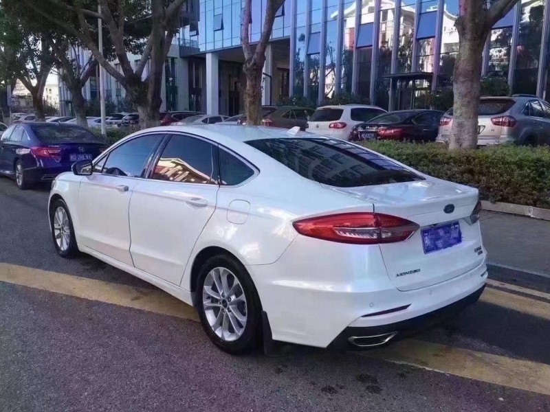 廈門20年福特蒙迪歐4