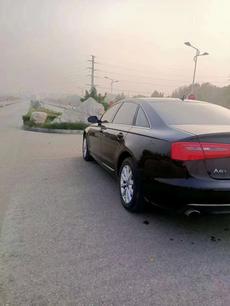 济宁15年奥迪A6L2