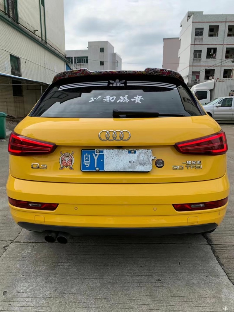 中山16年奧迪Q36