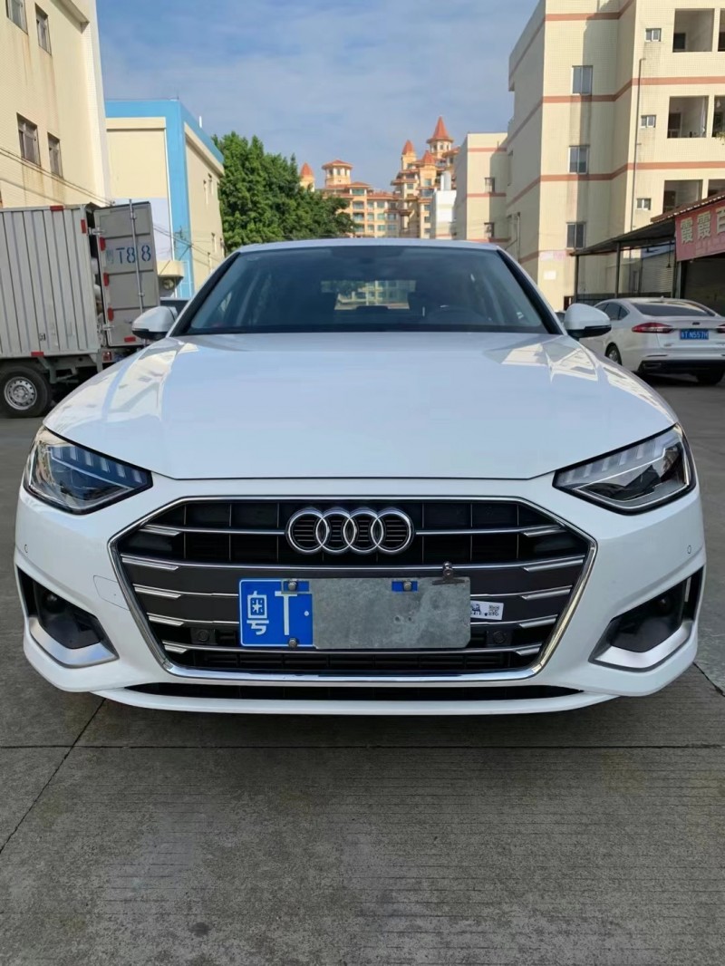 中山21年奧迪A4L4