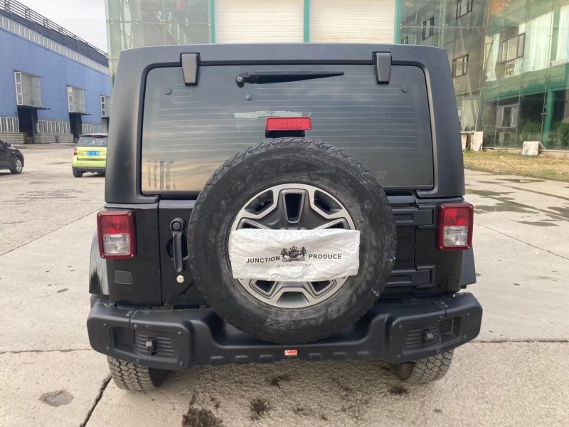沈陽17年Jeep牧馬人9