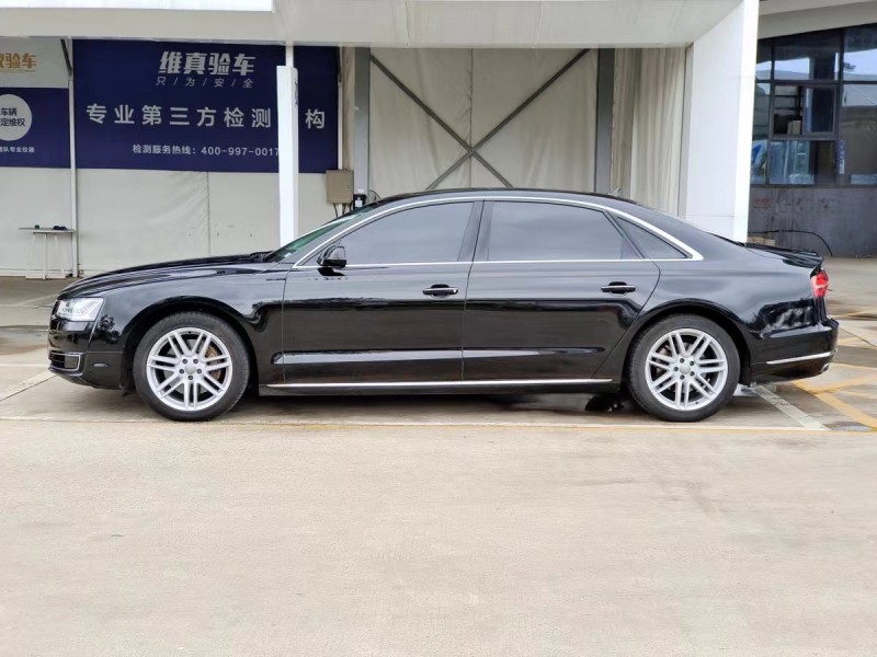 北京17年奧迪A8L3