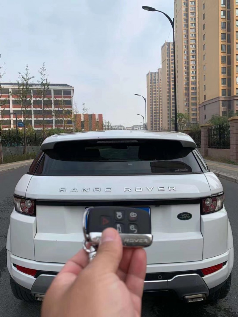 阜陽15年路虎極光4