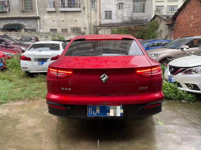 南寧20年寶駿RC63