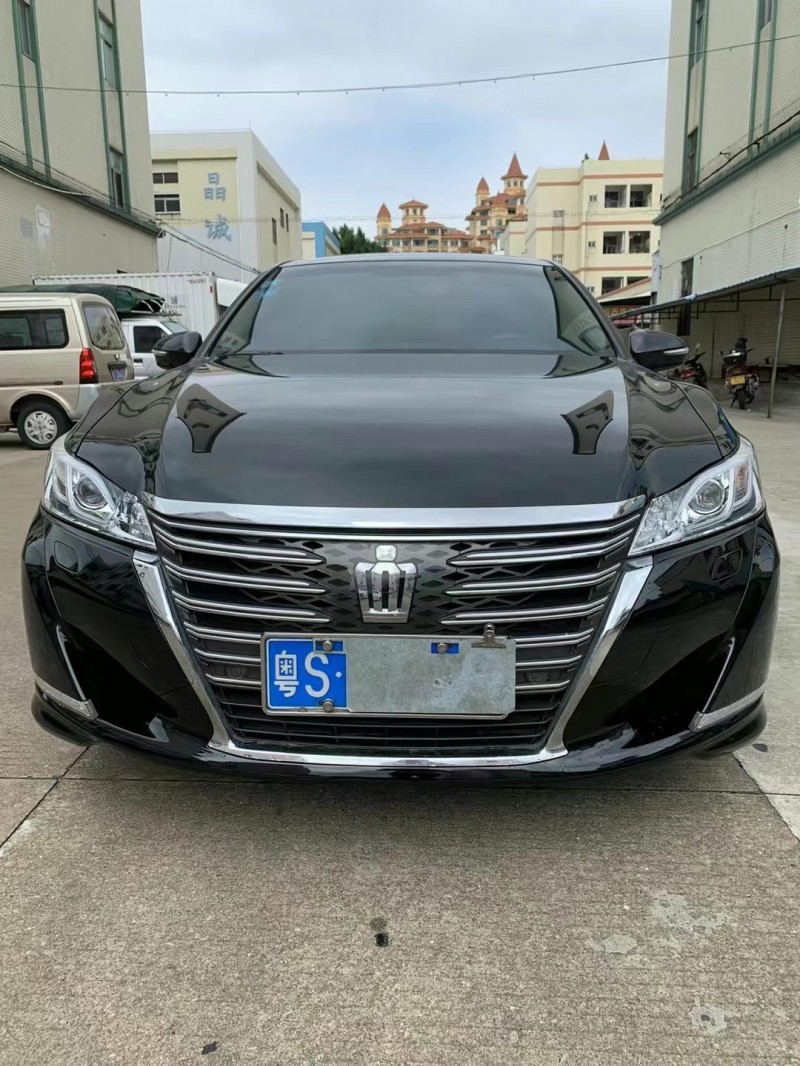 中山17年豐田皇冠2