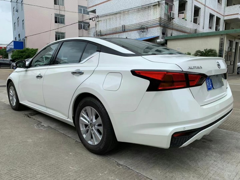中山20年日產天籟6