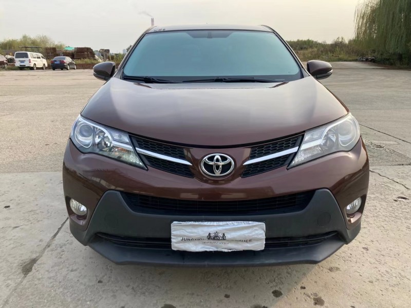 沈陽14年豐田RAV4榮放1