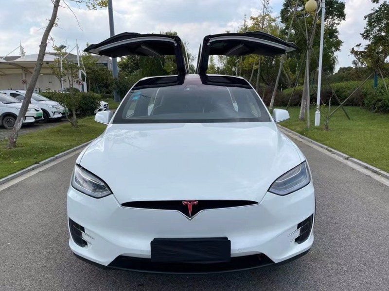 鹽城18年特斯拉MODEL X1